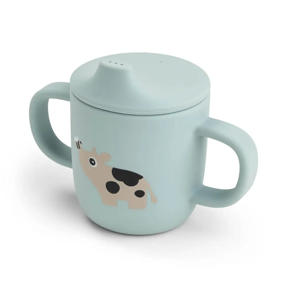 Silikon pipmugg 2 handtag Tiny farm Blå | Baby & Barn - Äta - Träningsmuggar & flaskor | BabyMode