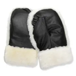 Østerbro handvärmare - lamb skin black | Barnvagnar - Barnvagnstillbehör - Barnvagnsvantar | BabyMode