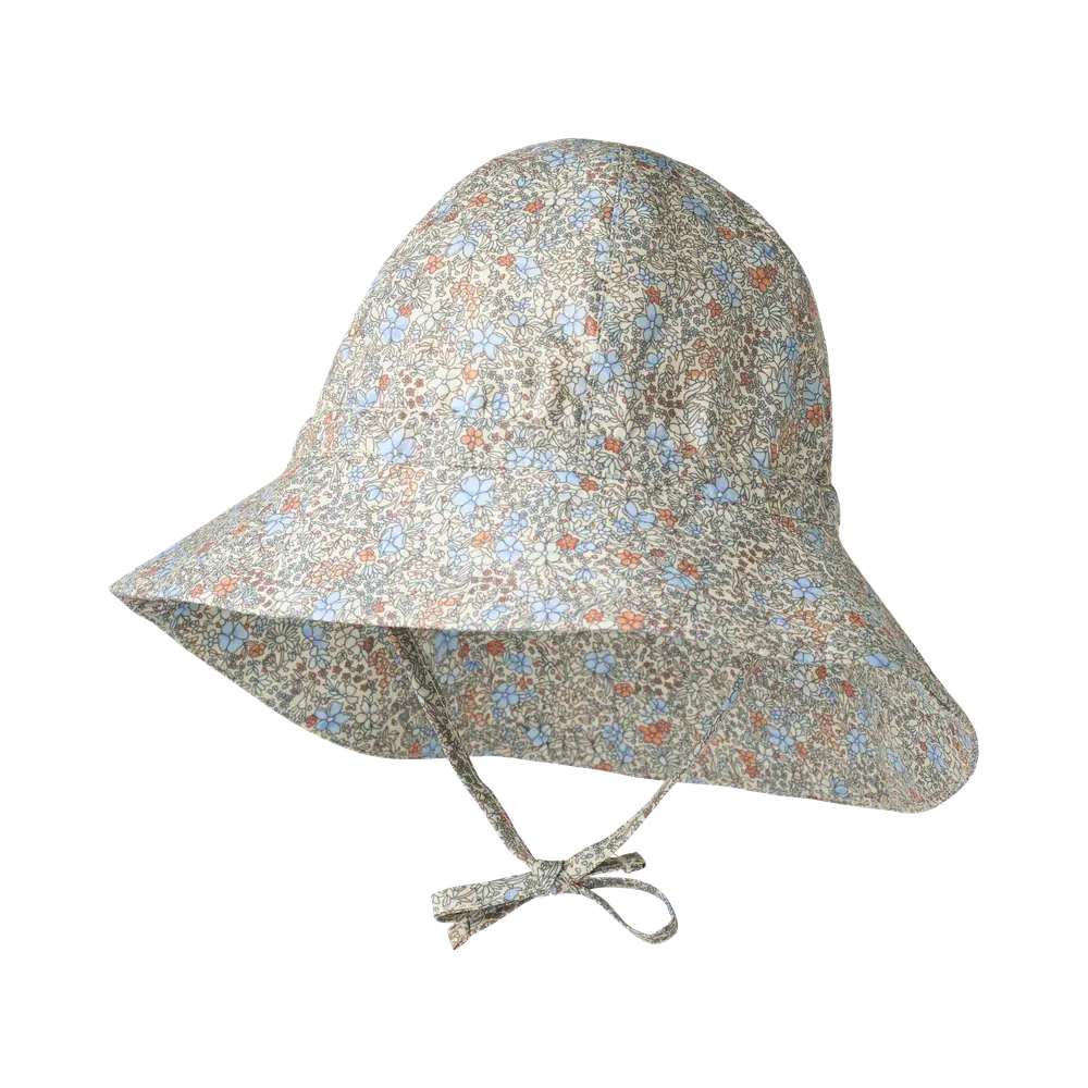 Chloe Solhatt - Air Blue Flowers - 44-47CM | Barnkläder - Mössor, vantar och tossor - Solhattar | BabyMode
