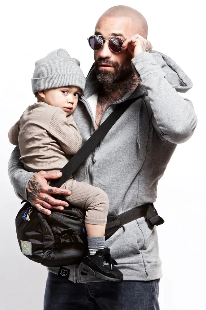 Love Radius CaravanBag - Black | Baby & Barn - Bärselar & bärsjalar - Bärsjalar | BabyMode