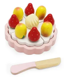 Tårta i Trä med Velcro | Leksaker - Köksleksaker & hemmalek - Köksleksaker - Leksaksmat | BabyMode