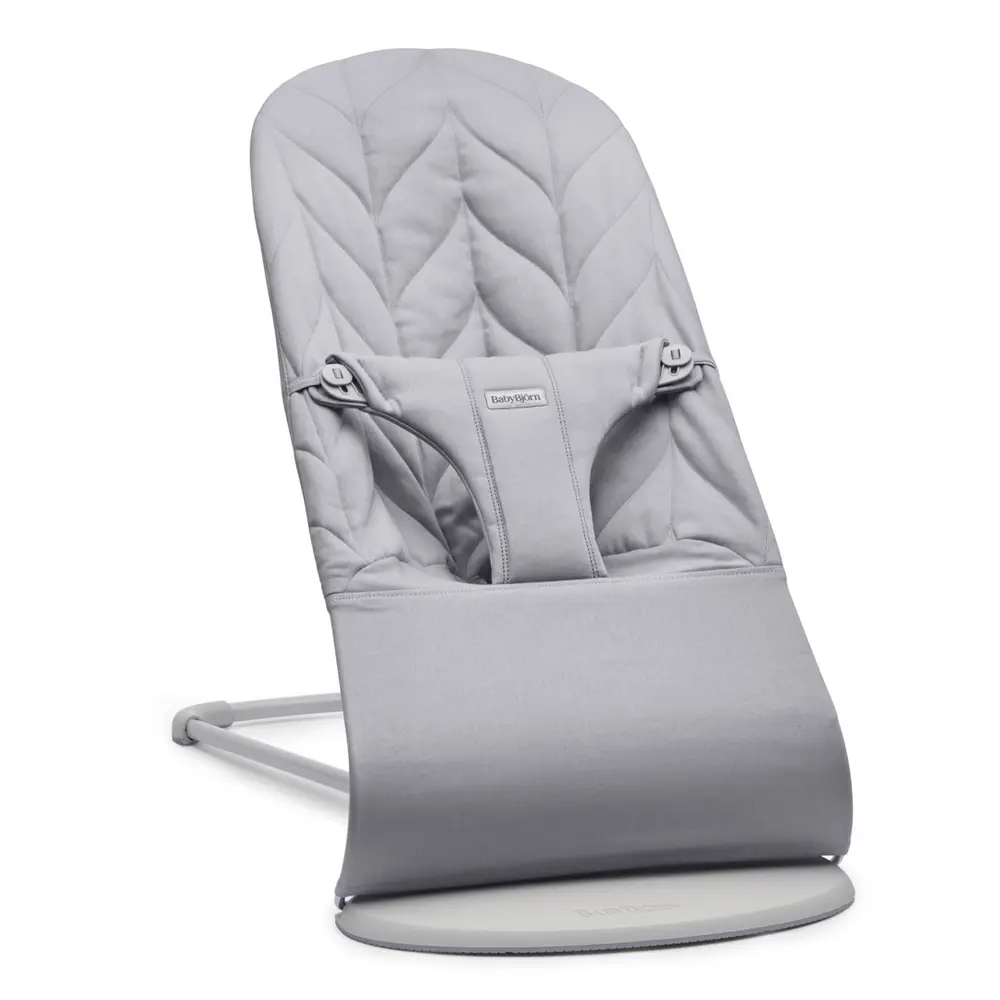 Babysitter Bliss Vävd Bladmönstrad Quilt - Ljusgrå | Baby & Barn - Babysitter | BabyMode