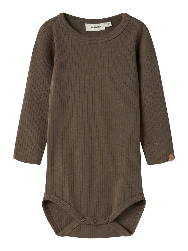 Lil' Atelier Gabo Bib Långärmad Slim Body - Teak - 56