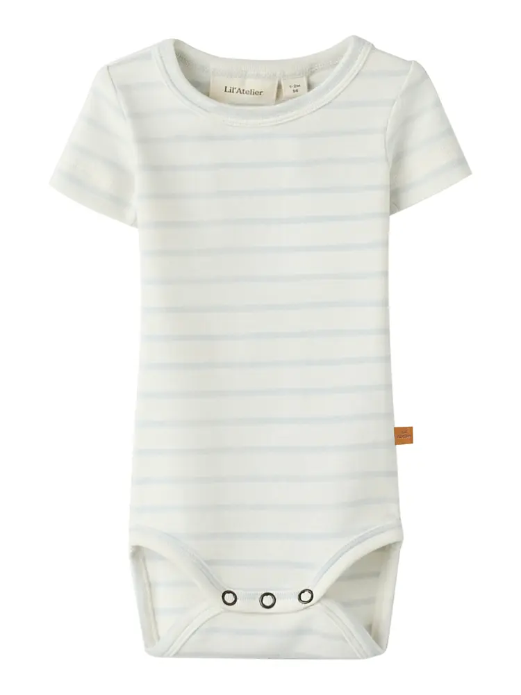 Lil Atelier Geo Apa Kortärmad Slim Body - Coconut Milk - 62 | Barnkläder - Bodys & overaller - Kortärmad body | BabyMode