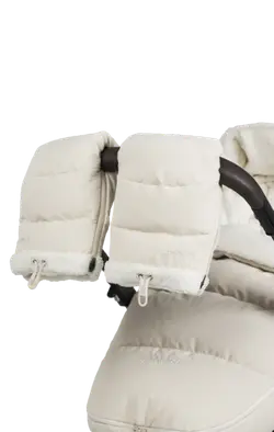 Handvärmare dun - Oat beige | Barnvagnar - Barnvagnstillbehör - Barnvagnsvantar | BabyMode