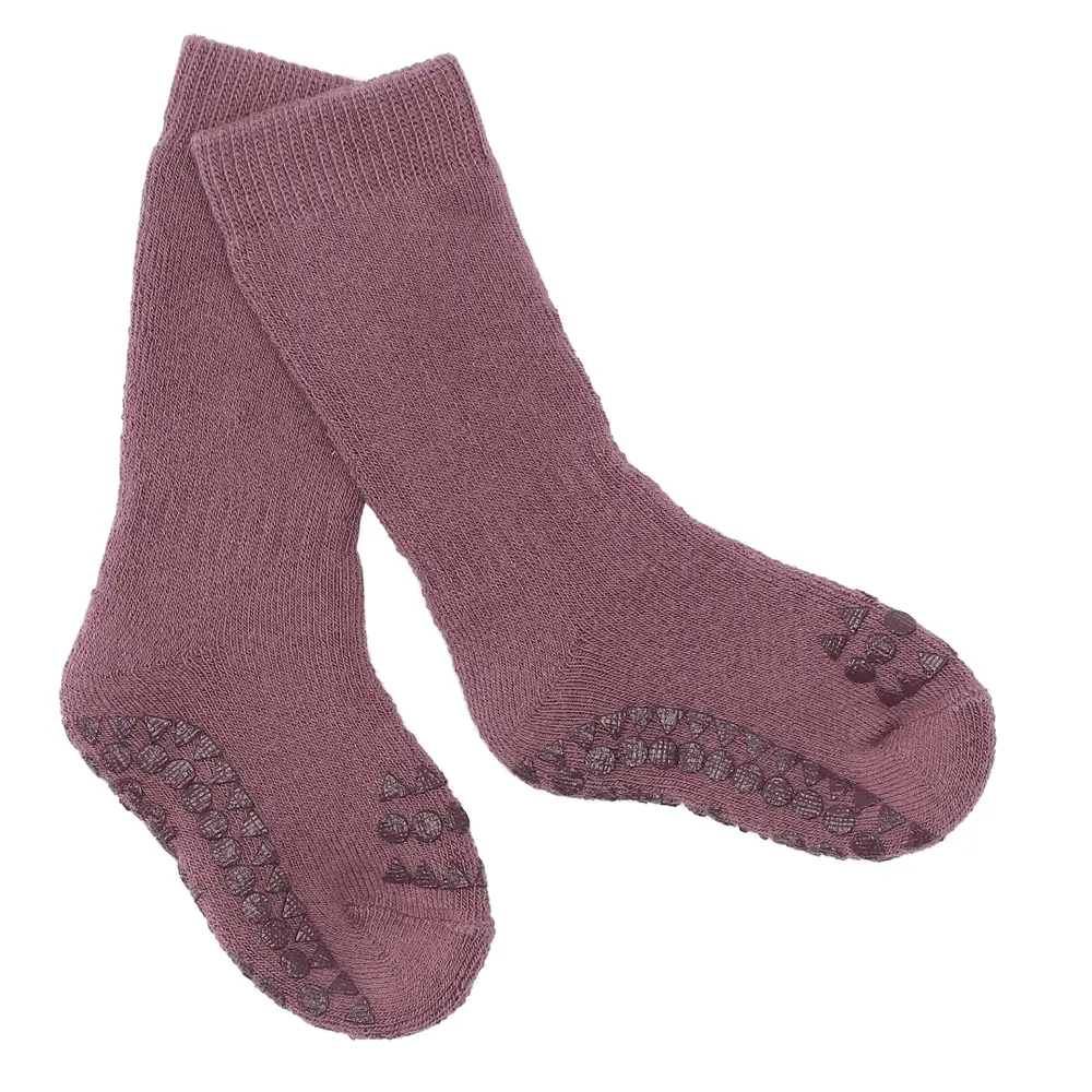 Halkstrumpor Bomull Terry - Misty Plum - 23/26 | Barnkläder - Strumpor & strumpbyxor - Halkfria strumpor | BabyMode