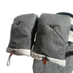 Handvärmare Med Dragkedja - Stormy Grey | Barnvagnar - Barnvagnstillbehör | BabyMode
