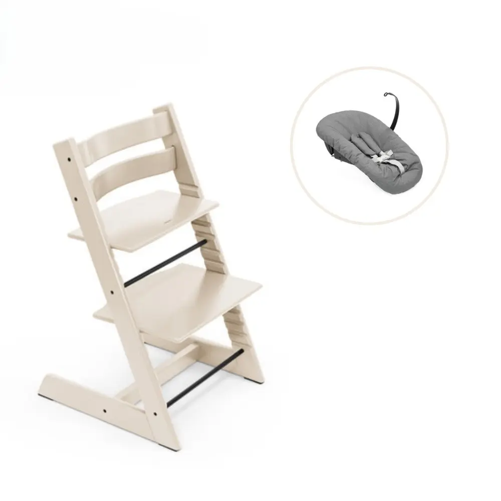 Stokke® Tripp Trapp Stol Bok Inkl. Newborn Set - Vanilla White | Baby & Barn - Äta - Barnstolar & tillbehör - Barnstolar med tillbehör | BabyMode