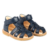 Begynder sandal med velcrolukning - 2585