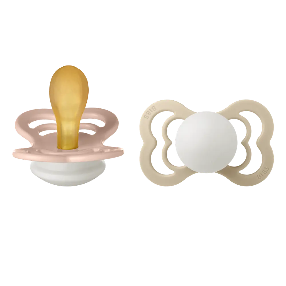 Napp Supreme Glow 2-pack Latex Symmetrisk 6-18 mån - Blush/Vanilla | Baby & Barn - Sköta - Nappar | BabyMode